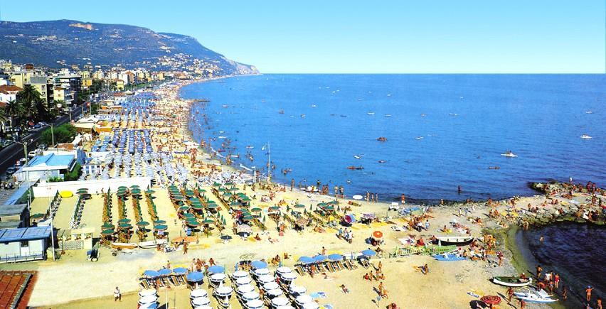 Residence I Morelli Pietra Ligure Exterior foto